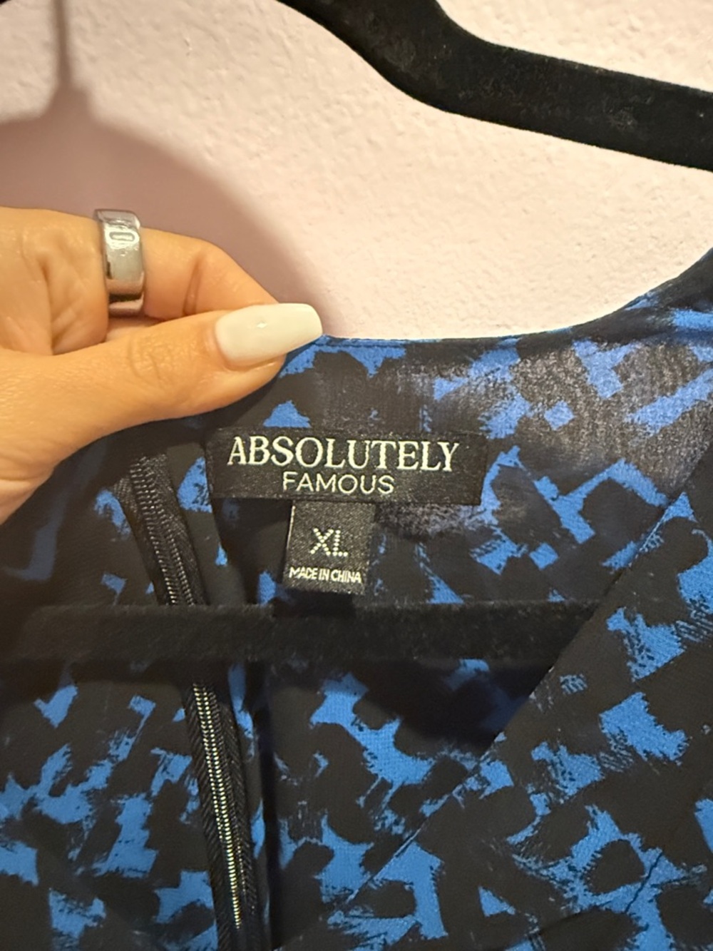 Absolutely Famous Black and Blue Printed Long-Sleeve Dress - Picture 3 of 4